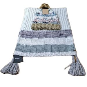 Eddie Bauer Tasseled Lodgeside Rectangular Wrap Scarf Steve Madden Pompom Hat